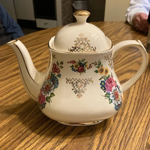 Vintage 1950s Sadler English Bone China Teapot - Picture 1 of 7